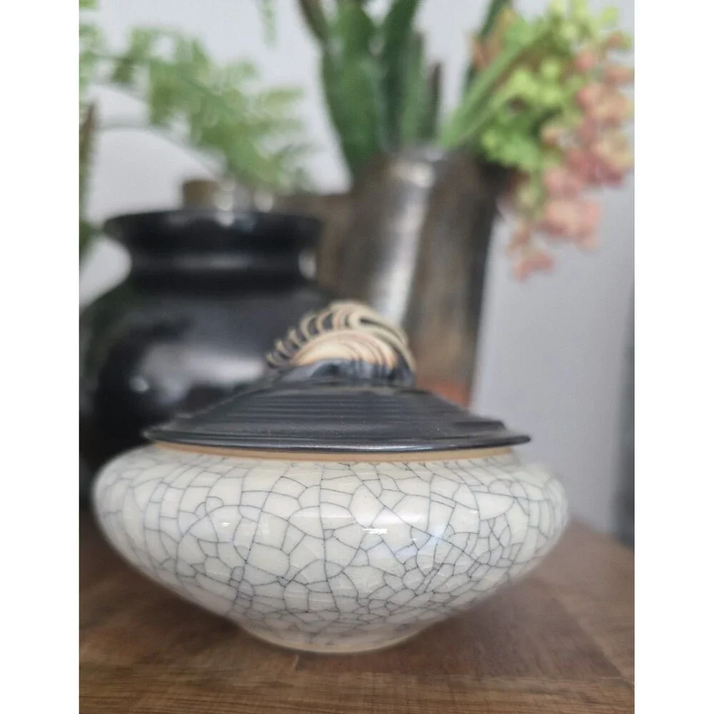 Andrew MacCorkindale Studio Pottery Trinket Box Signed Ivory Crackle Vintage
